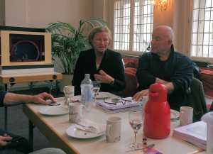 Dr. Jutta Hering-Winkler im Gespräch mit Regisseur Gerd Heinz