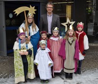 Sternsinger besuchen Bürgermeister Michael Jäcke