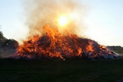 Osterfeuer in Minden