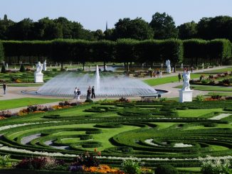 Das Gartentheater wird im August zum Festsaal im Grünen