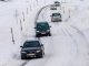 Mit dem Auto unterwegs bei Eis und Schnee