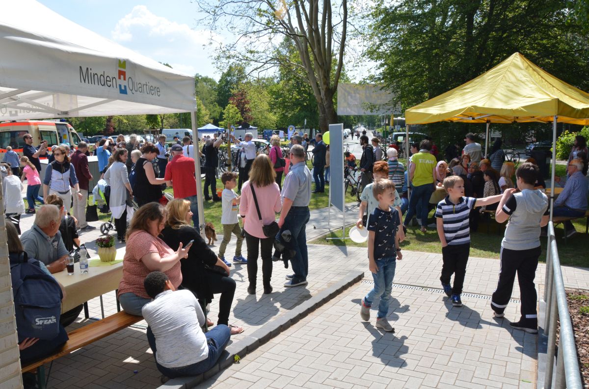 Hunderte_Mindener kamen zum Eröffnungsfest_FotoPaulOlfermann