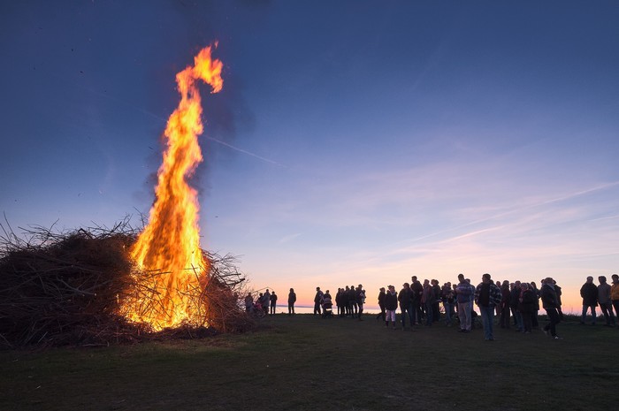 Osterfeuer in Minden