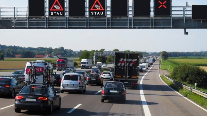 Sicher unterwegs auf der Autobahn