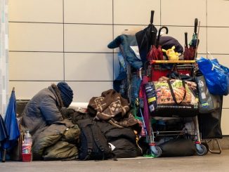 Hilfspaket für Obdachlose in der Hitzewelle