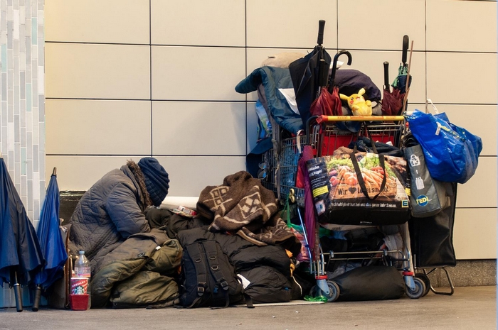 Hilfspaket für Obdachlose in der Hitzewelle