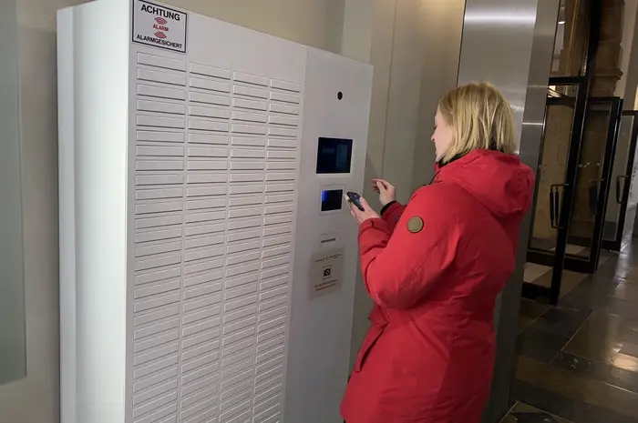 Dokumentenausgabebox Hannover Neues Rathaus Dokumentenausgabebox Hannover Neues Rathaus